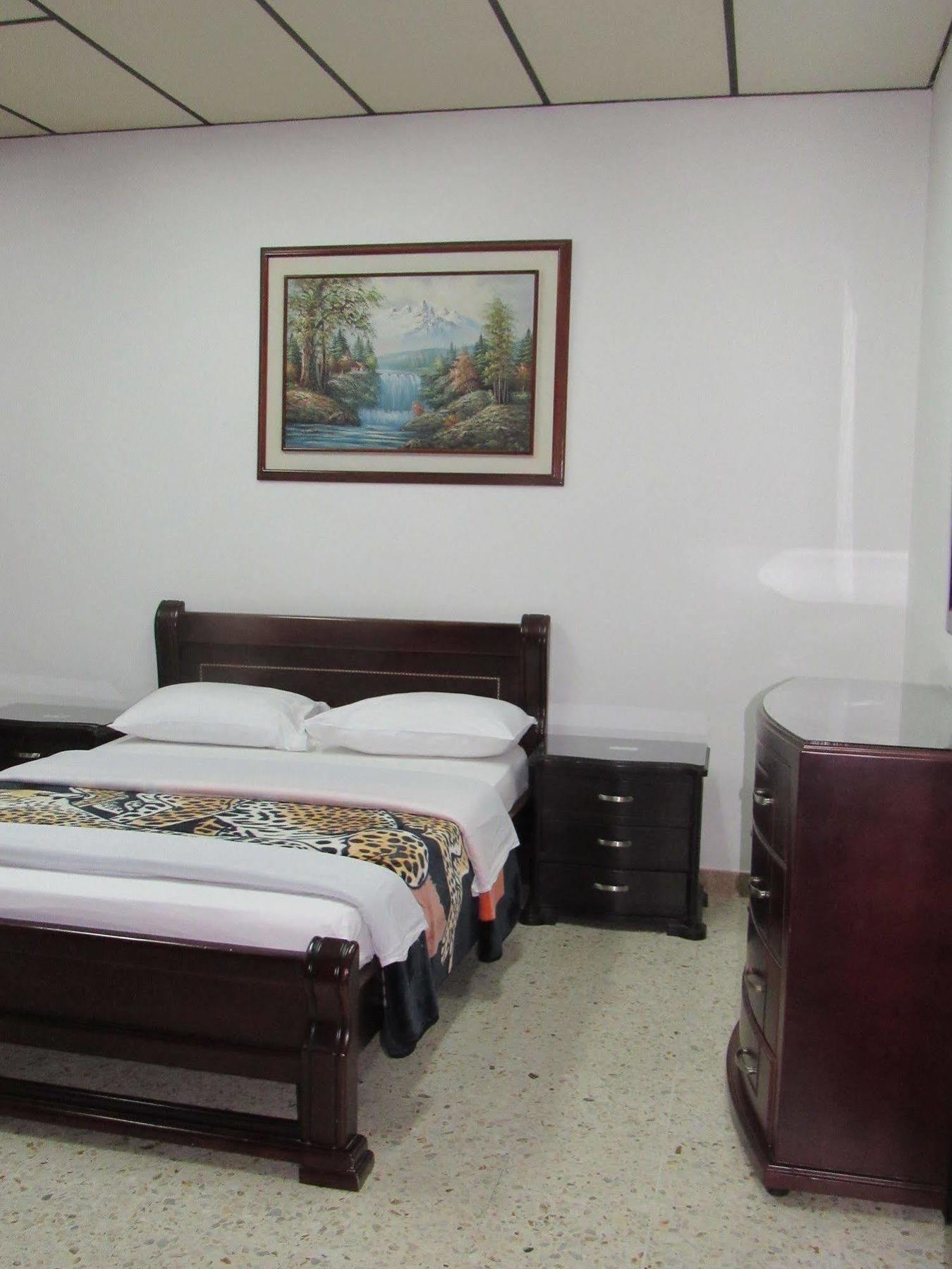Hotel Ejecutivo Pereira Exterior photo